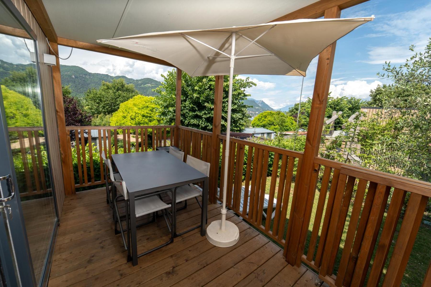Weekend Glamping Campsite San Felice del Benaco