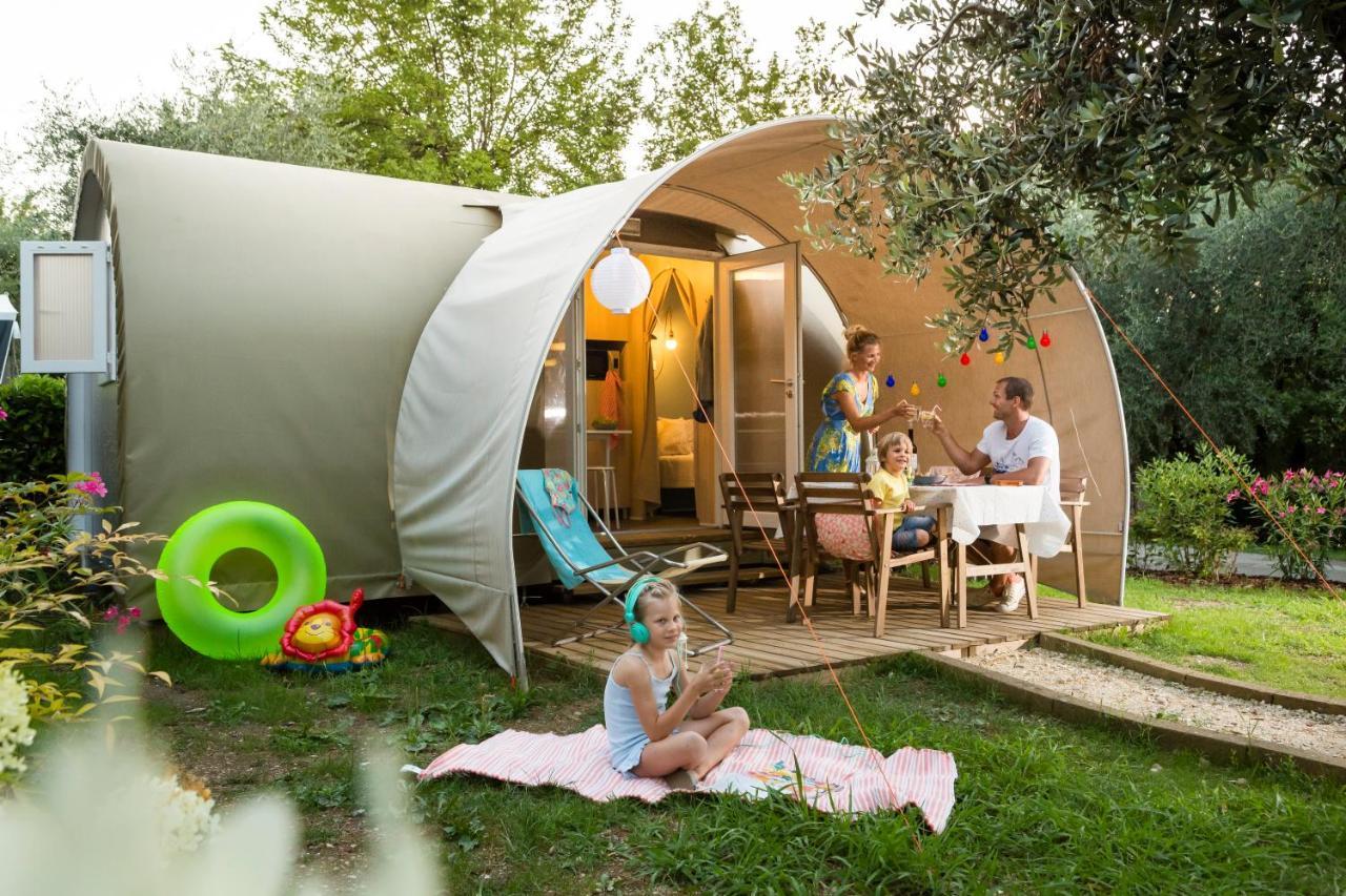 Camping Weekend Glamping